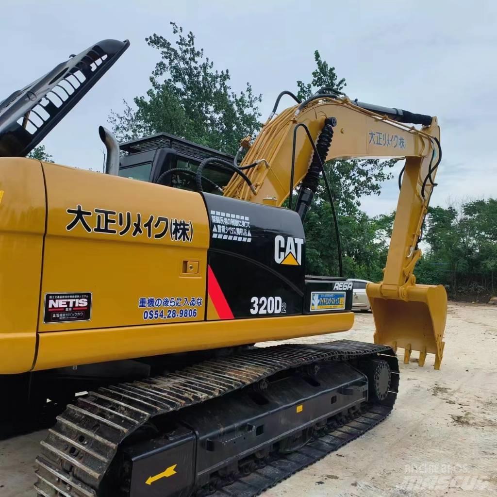 CAT 320D2 Гусеничні екскаватори