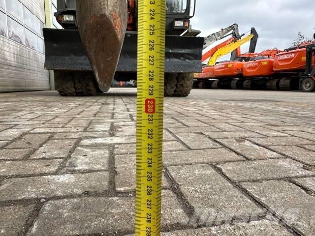 Tabe 1300 Плуги