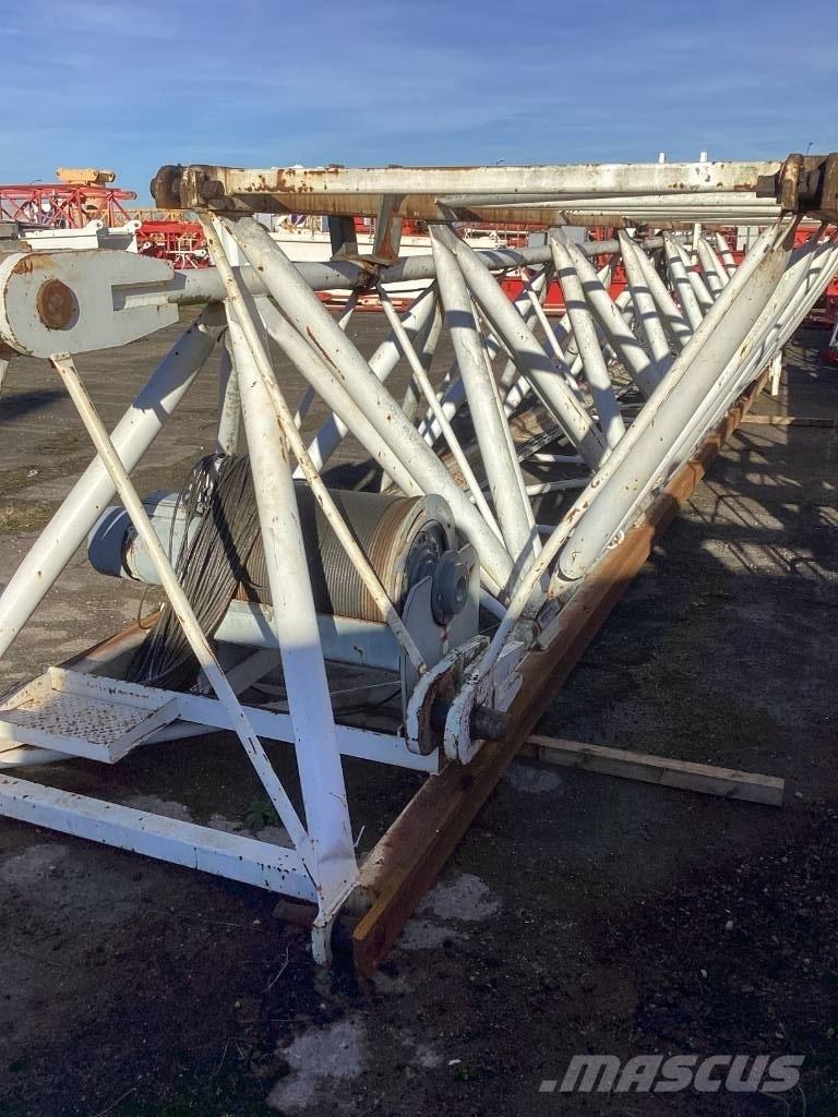 Potain MD365B Баштові крани