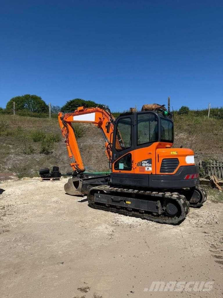 Doosan DX 85 R-3 Середні екскаватори 7т. - 12т.