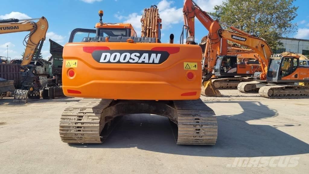 Doosan DX 225 Гусеничні екскаватори