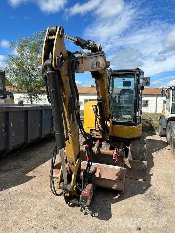 CAT 305.5 E2 Спеціальні екскаватори