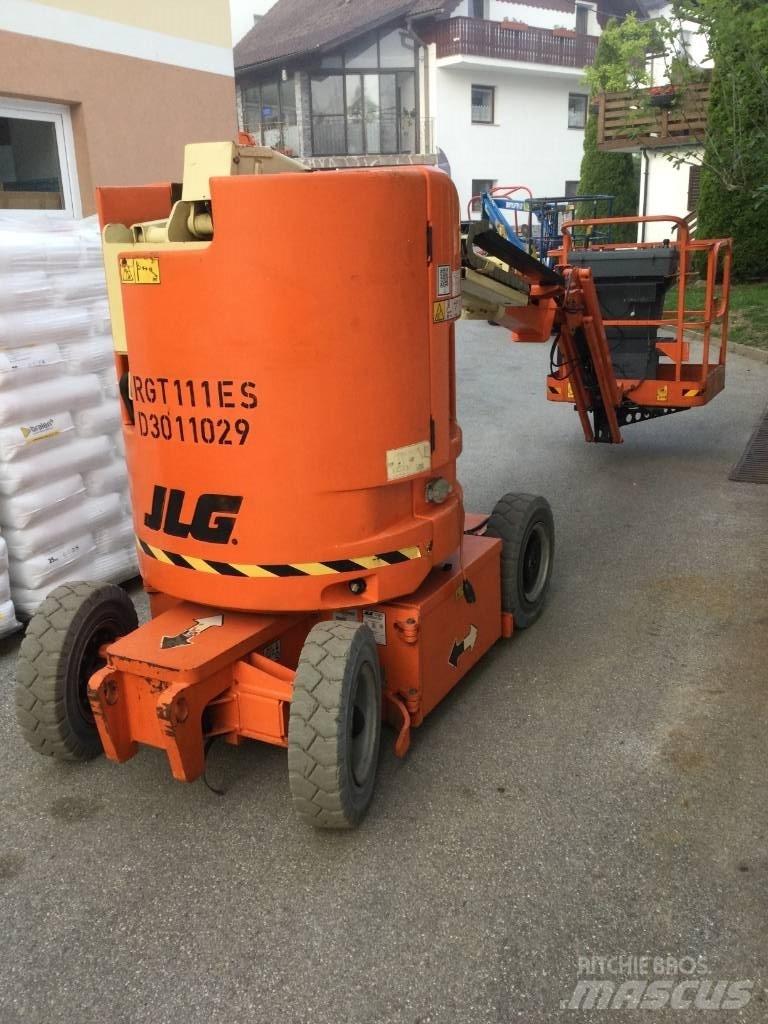 JLG E 300 AJP Колінчаті підйомники