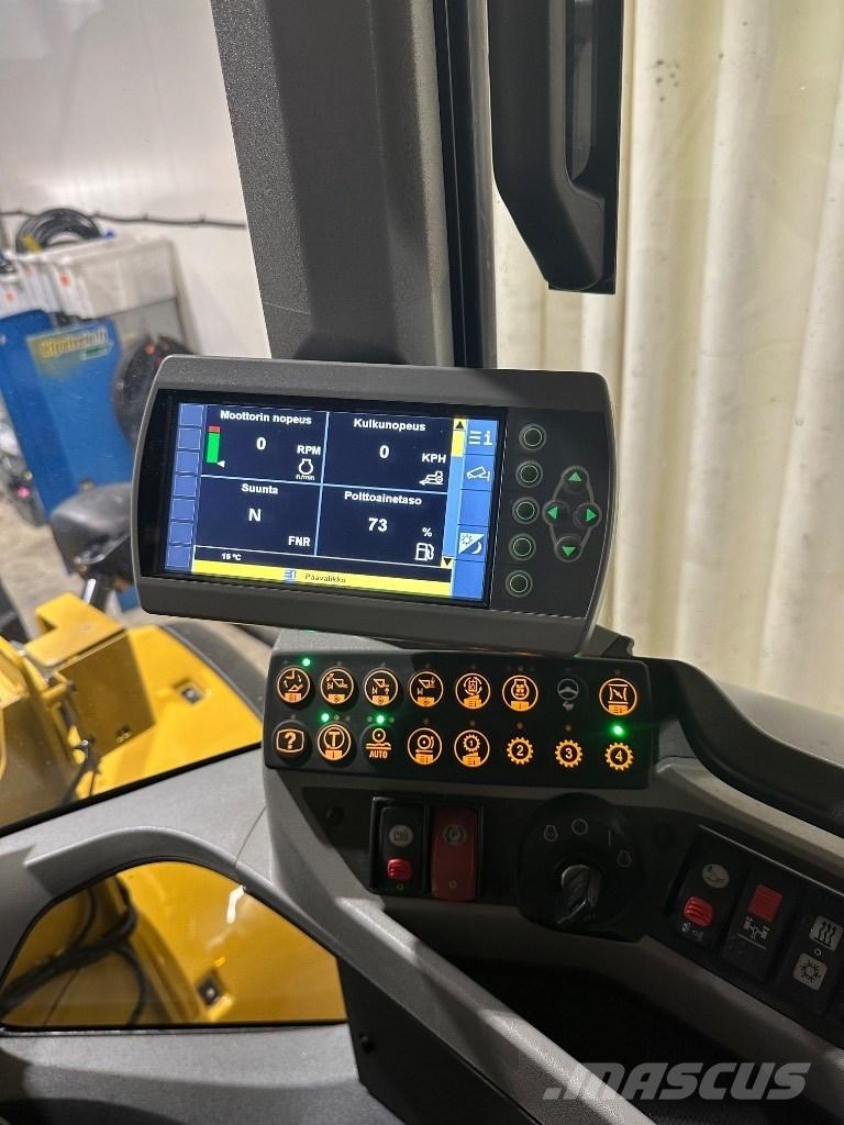 CAT 924 K Фронтальні навантажувачі