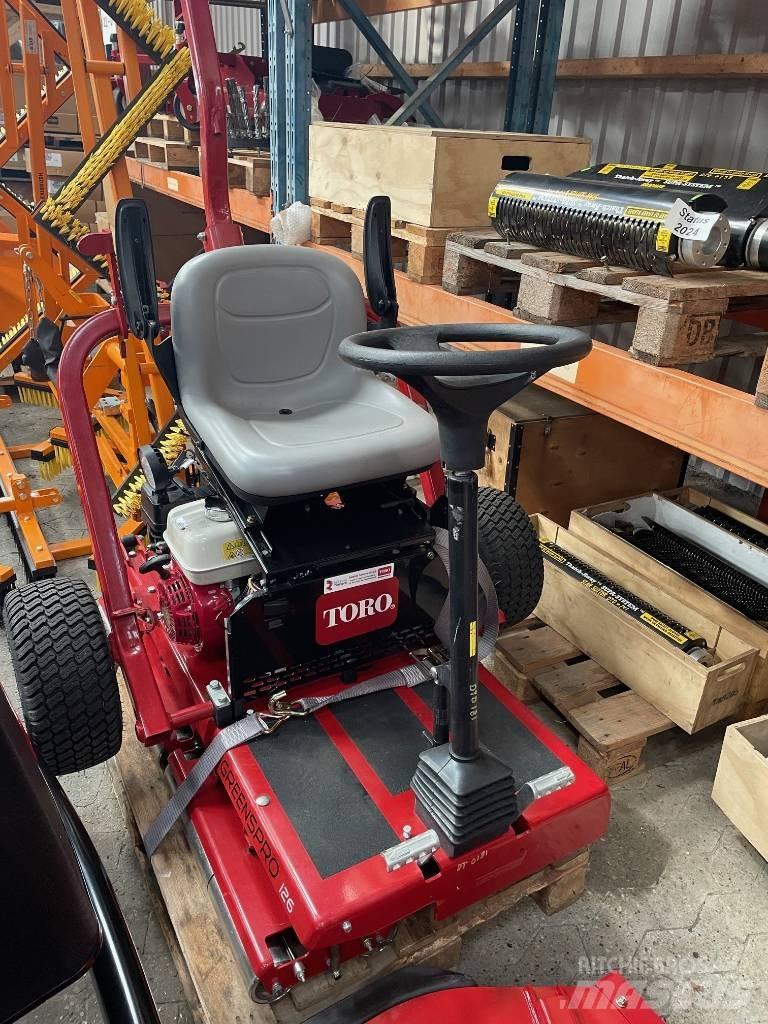 Toro GreenPro 1260 Котки для газонів