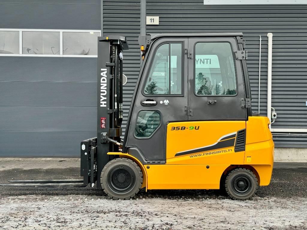 Hyundai 35B-9U Електронавантажувачі