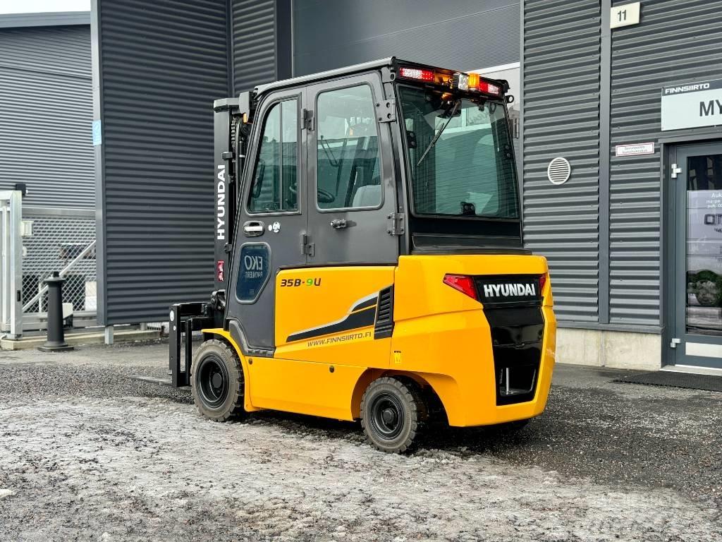 Hyundai 35B-9U Електронавантажувачі