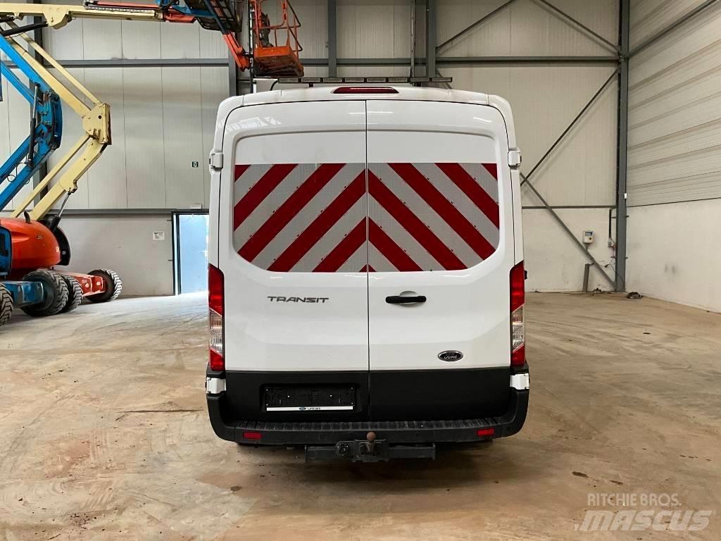 Ford Transit Панельні фургони