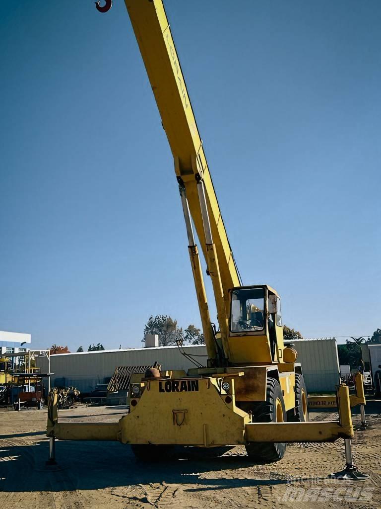 Lorain 1600M автокрани всюдиходи