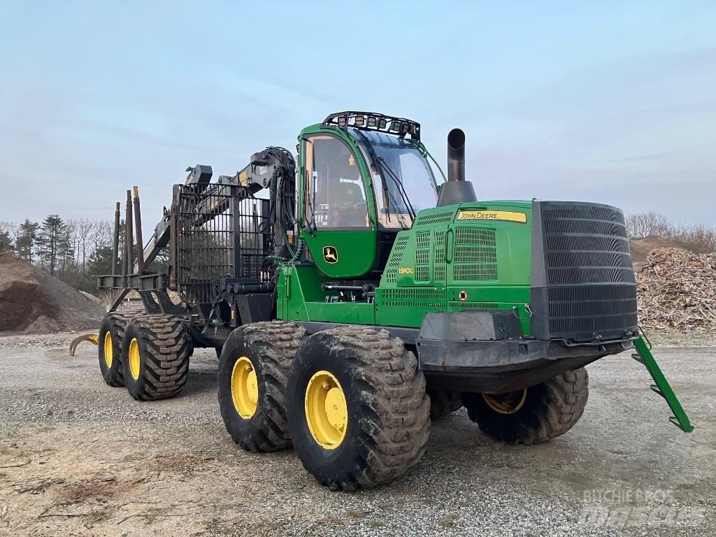 John Deere 1910G Форвардери