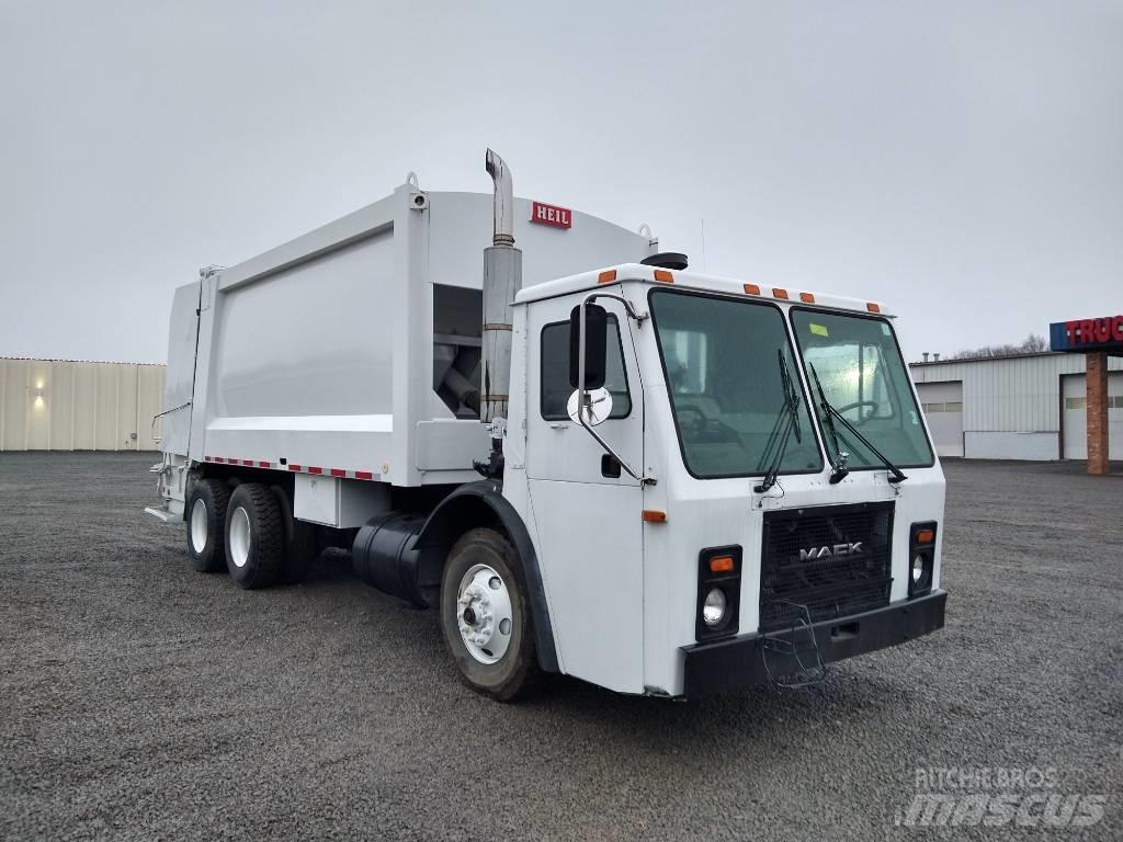 Mack LE613 Сміттєвози