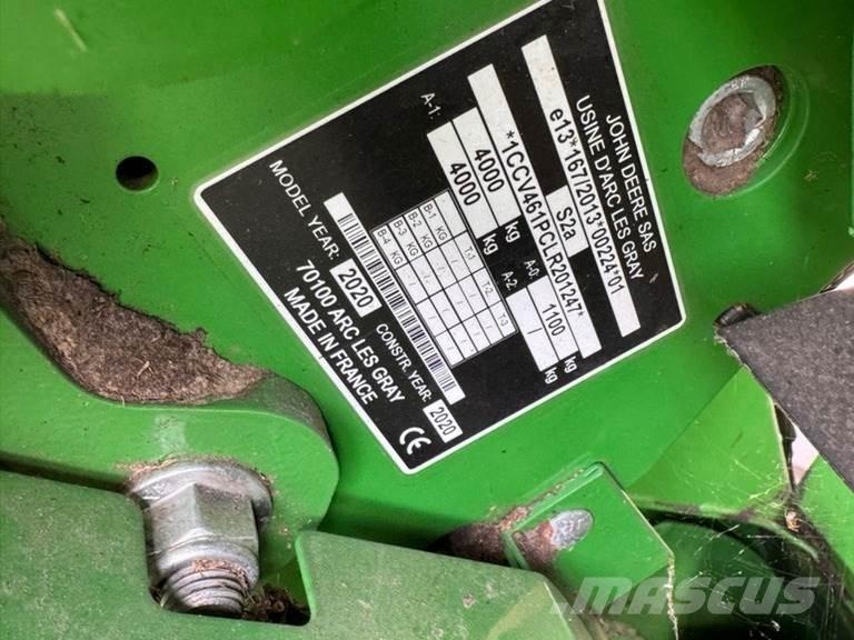 John Deere V461R Рулонні прес-підбирачі