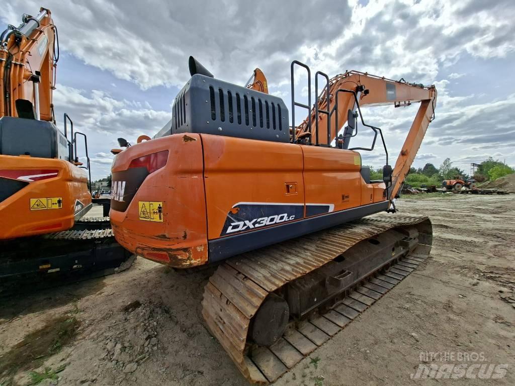 Doosan DX 300 LC-5 Гусеничні екскаватори