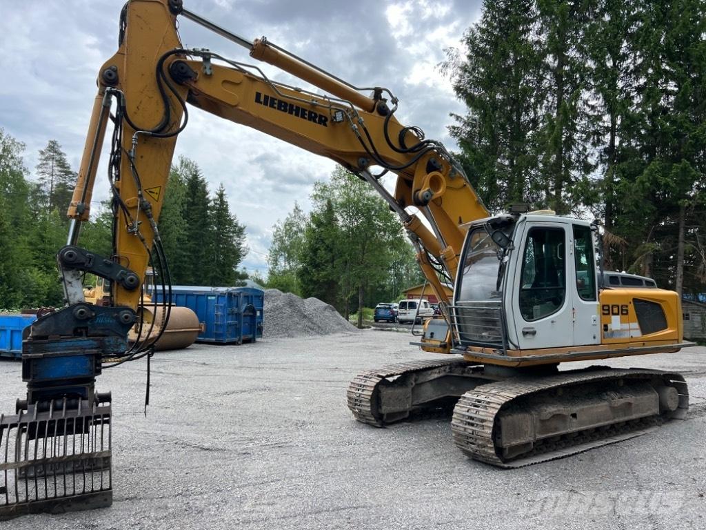 Liebherr R 906 LC Гусеничні екскаватори