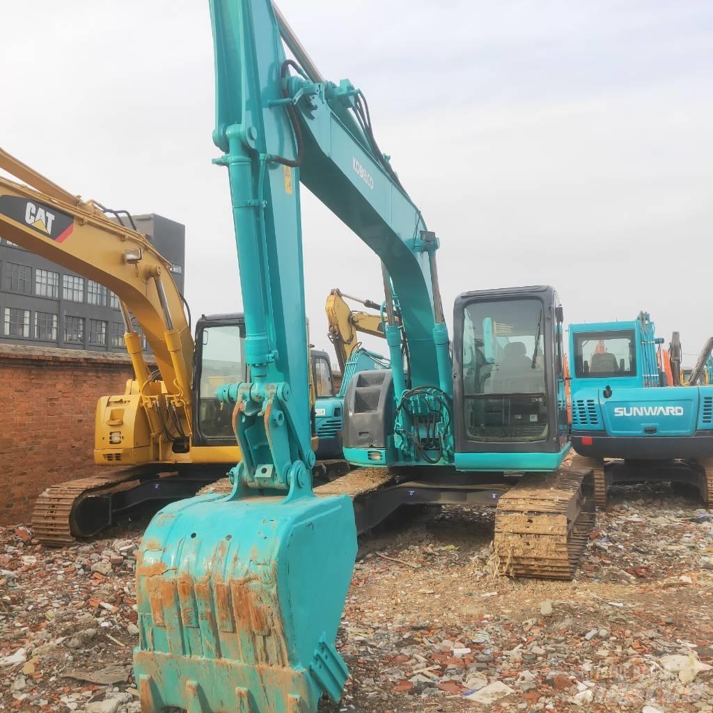 Kobelco SK 135 SR Гусеничні екскаватори