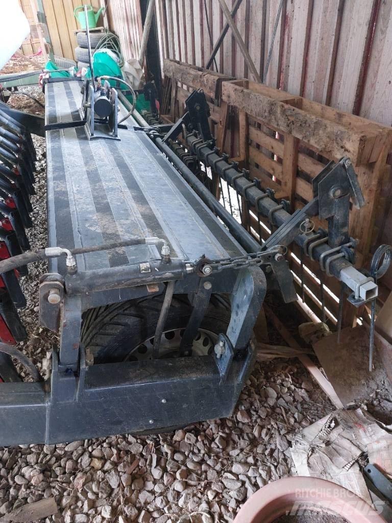 Tume JC 3000 Комбіновані сівалки