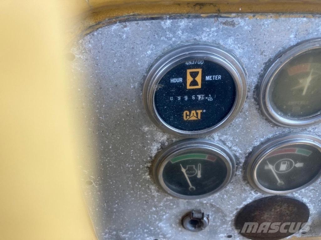 CAT D 9 H Гусеничні бульдозери
