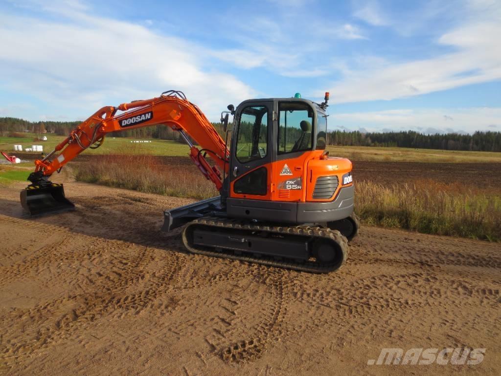 Doosan DX 85 R Середні екскаватори 7т. - 12т.