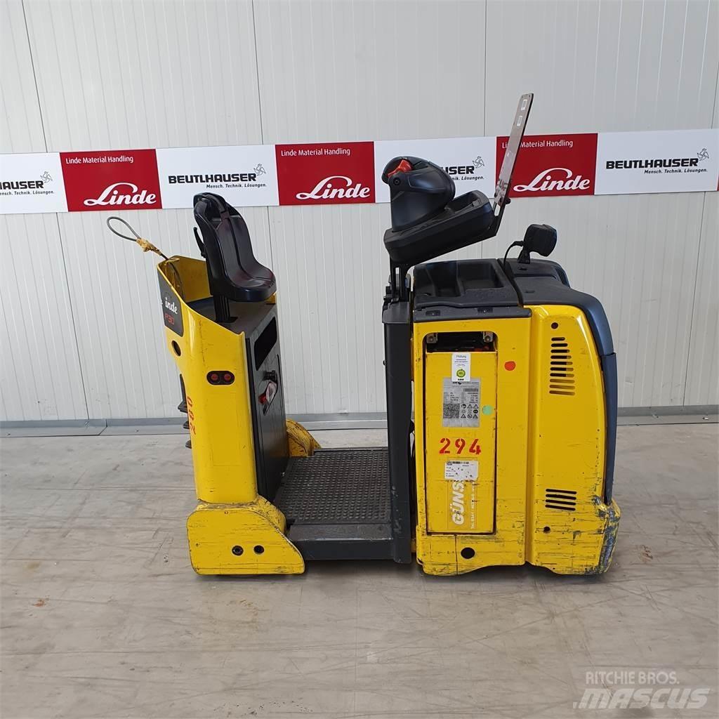 Linde P30C Тягачі колісні