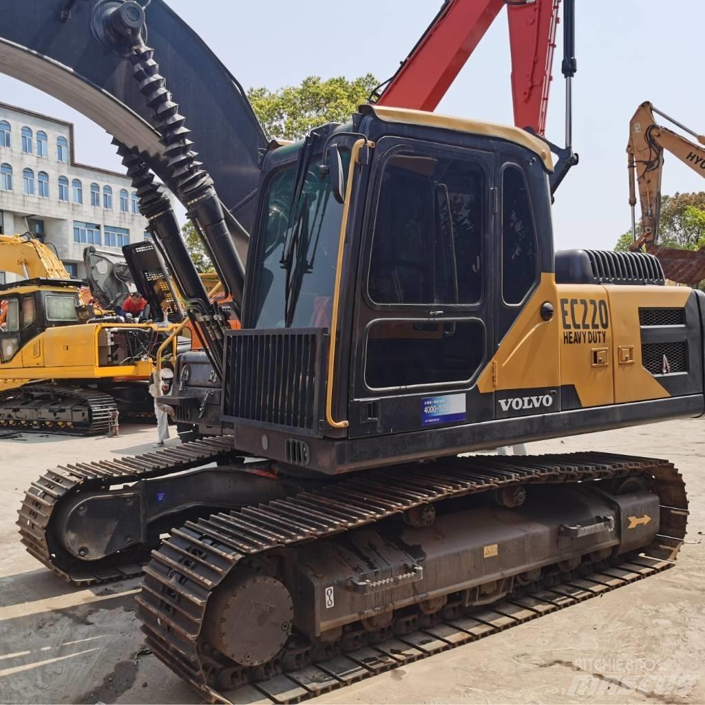 Volvo EC 220 DL Гусеничні екскаватори