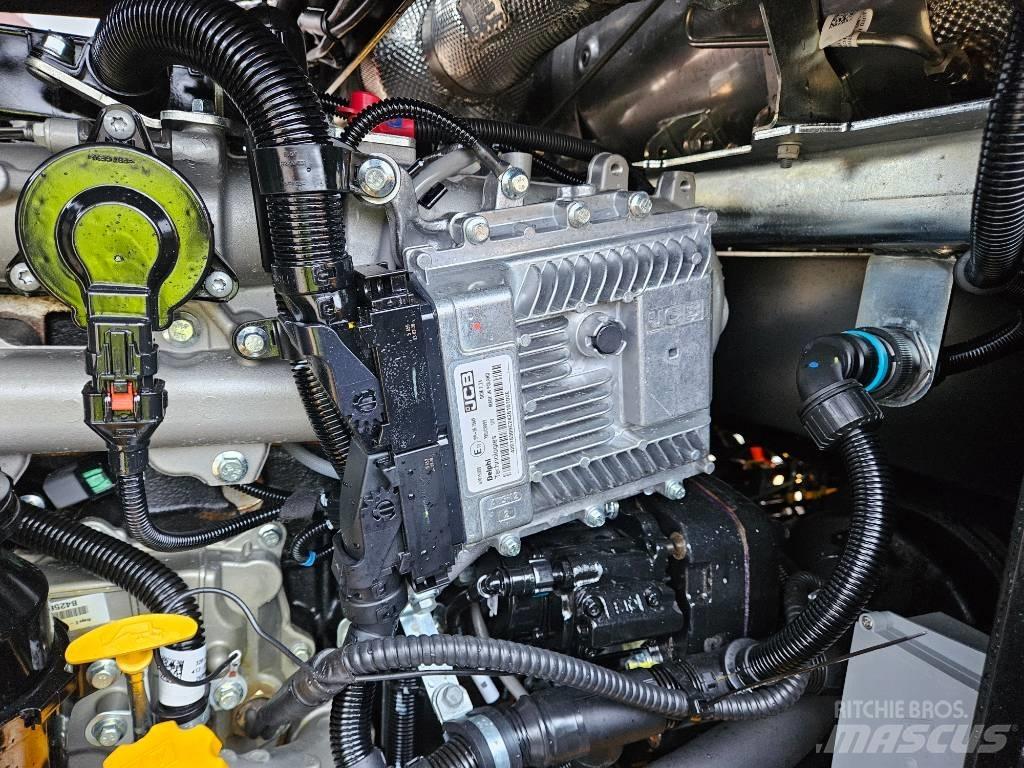 JCB 413K Фронтальні навантажувачі