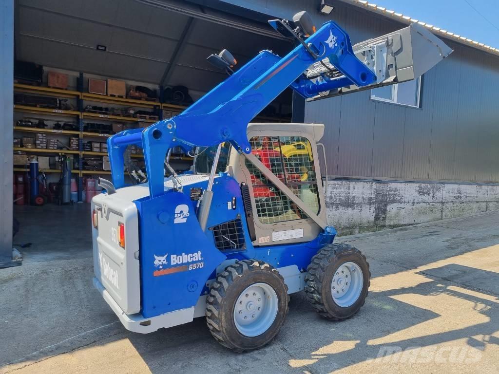 Bobcat S570 Міні-навантажувачі
