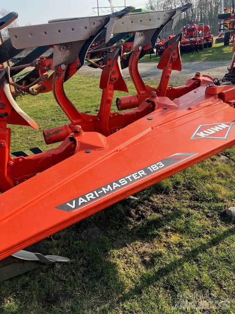 Kuhn Vari-Master 183 Реверсивні плуги