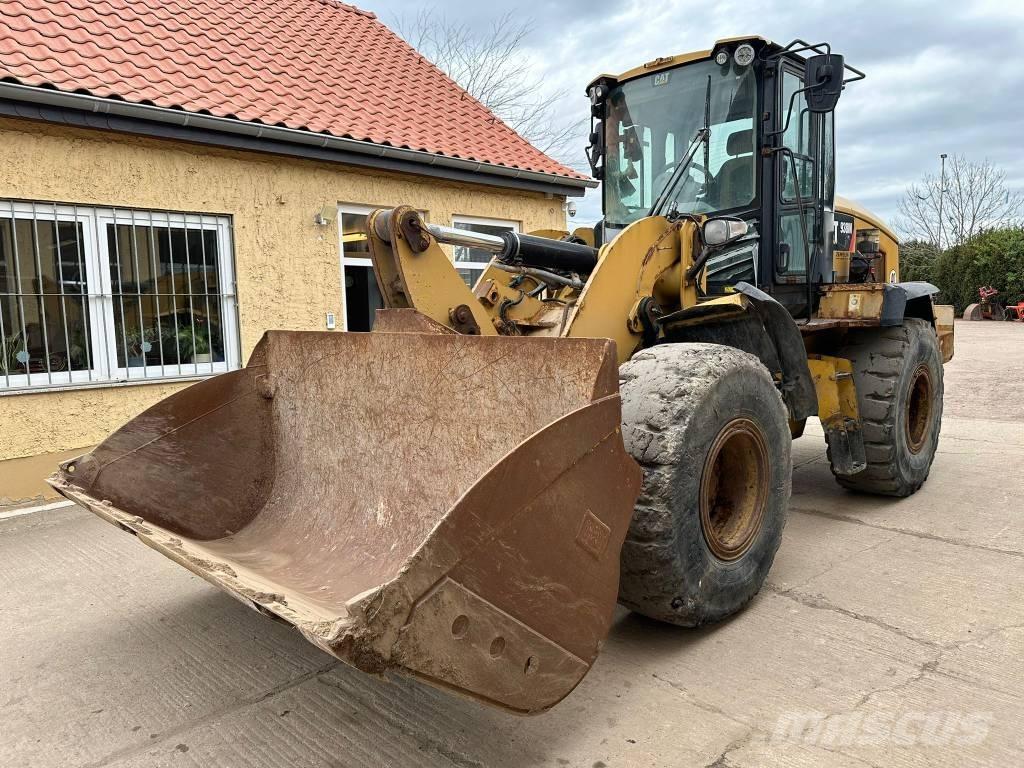 CAT 938 M Фронтальні навантажувачі