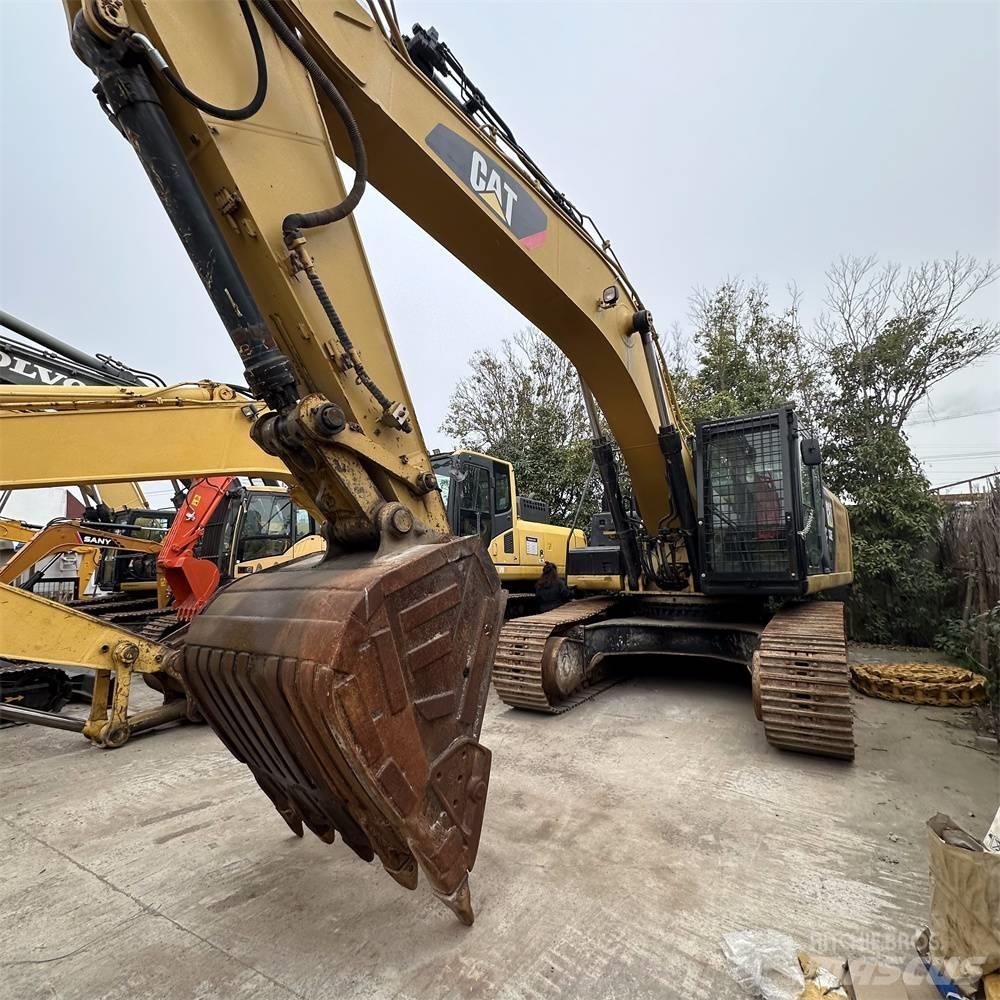 CAT 336 E Гусеничні екскаватори