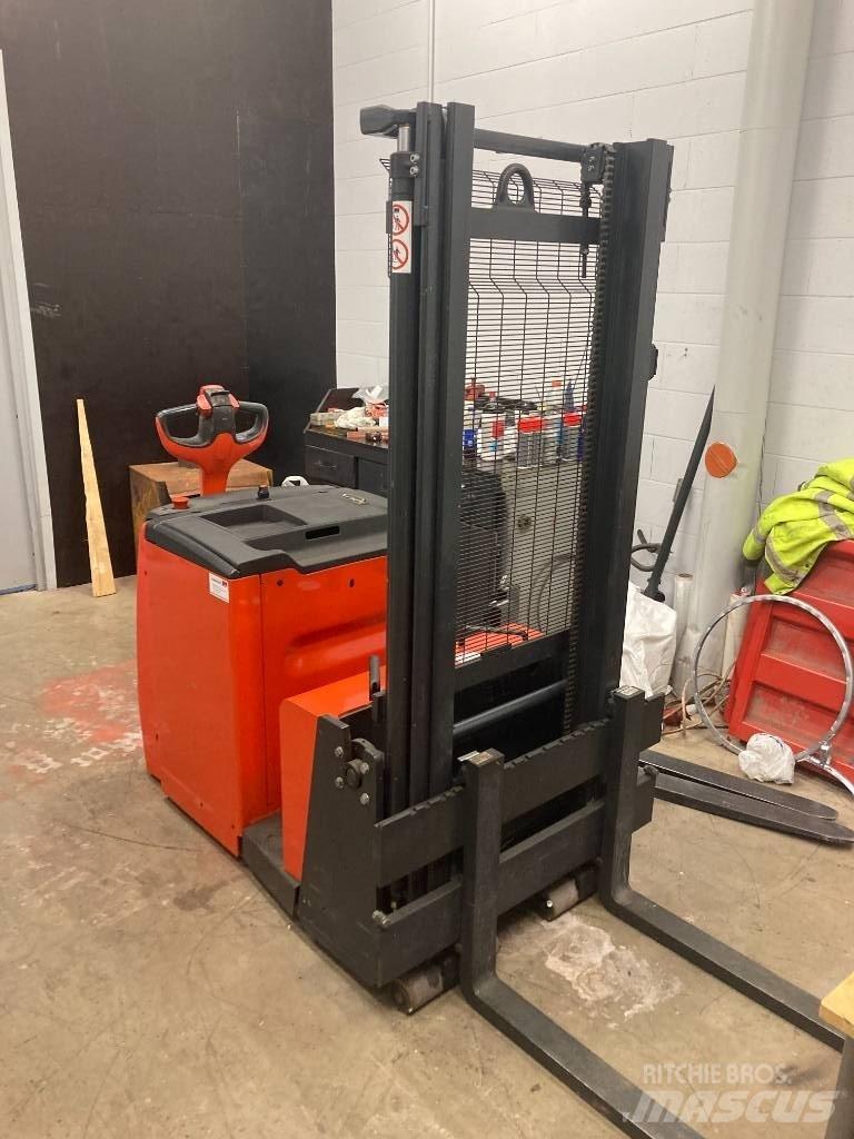 Linde L12AC Ручний візок