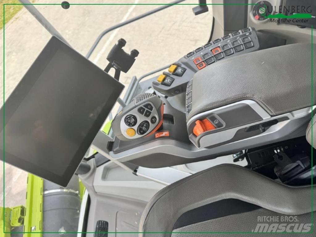 CLAAS Lexion 8900 TT Зернозбиральні комбайни