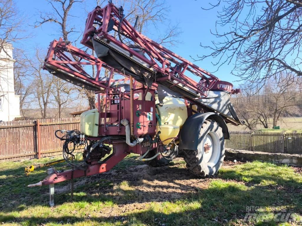 Hardi Commander 2800 Причіпні обприскувачі