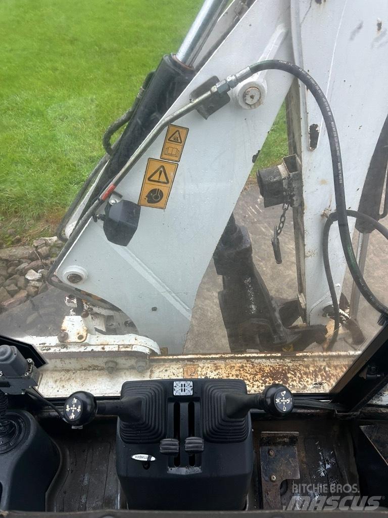JCB 2CX Екскаватори-навантажувачі