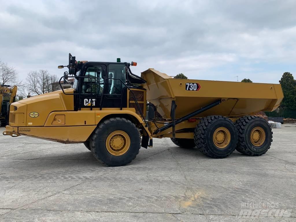CAT 730 Зчленовані самоскиди