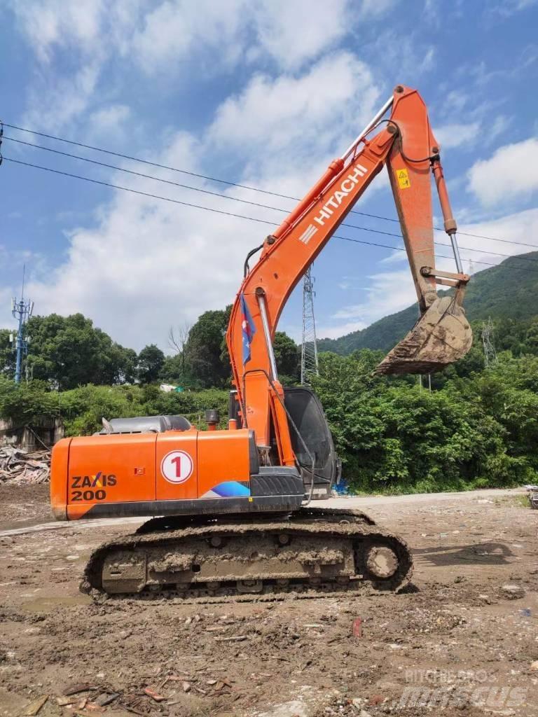 Hitachi EX 200-5 Гусеничні екскаватори