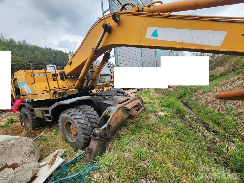 Hyundai ROBEX 2000W Колісні екскаватори
