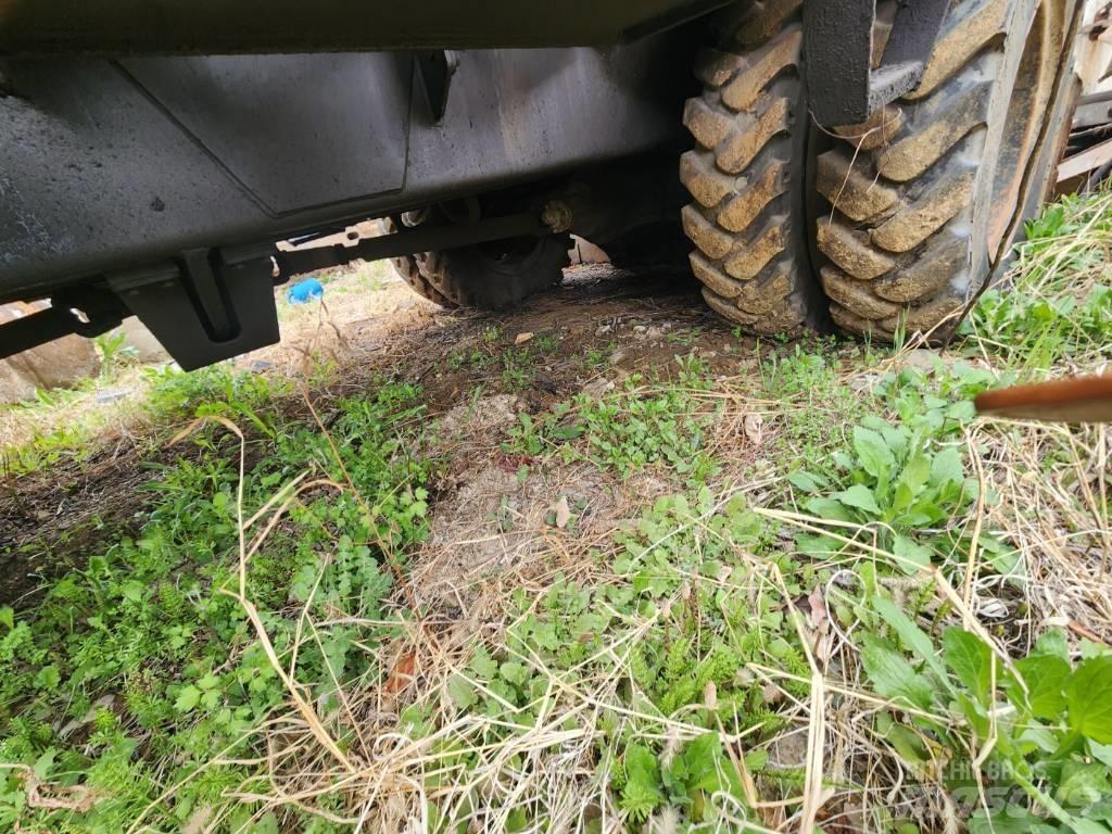 Hyundai ROBEX 2000W Колісні екскаватори