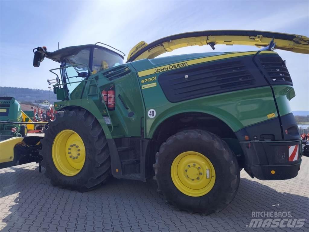 John Deere 9700i Кормозбиральні комбайни