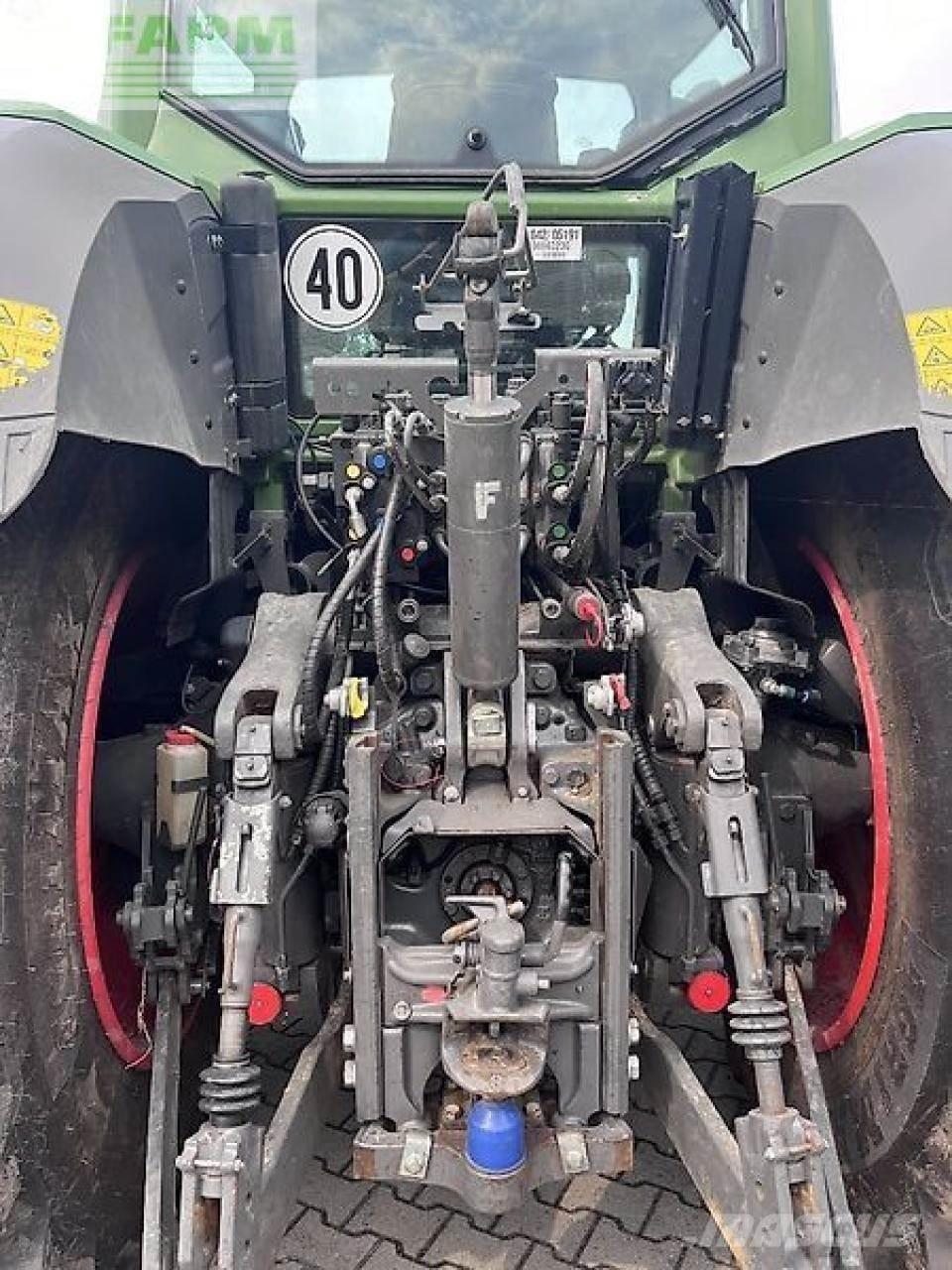 Fendt 828 Трактори