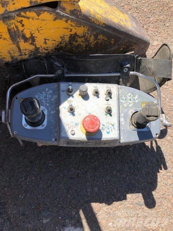 Brokk 90 Екскаватори для знесення споруд
