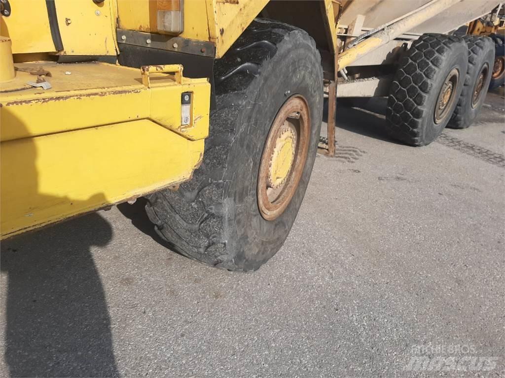 Volvo A25B 6x6 Зчленовані самоскиди