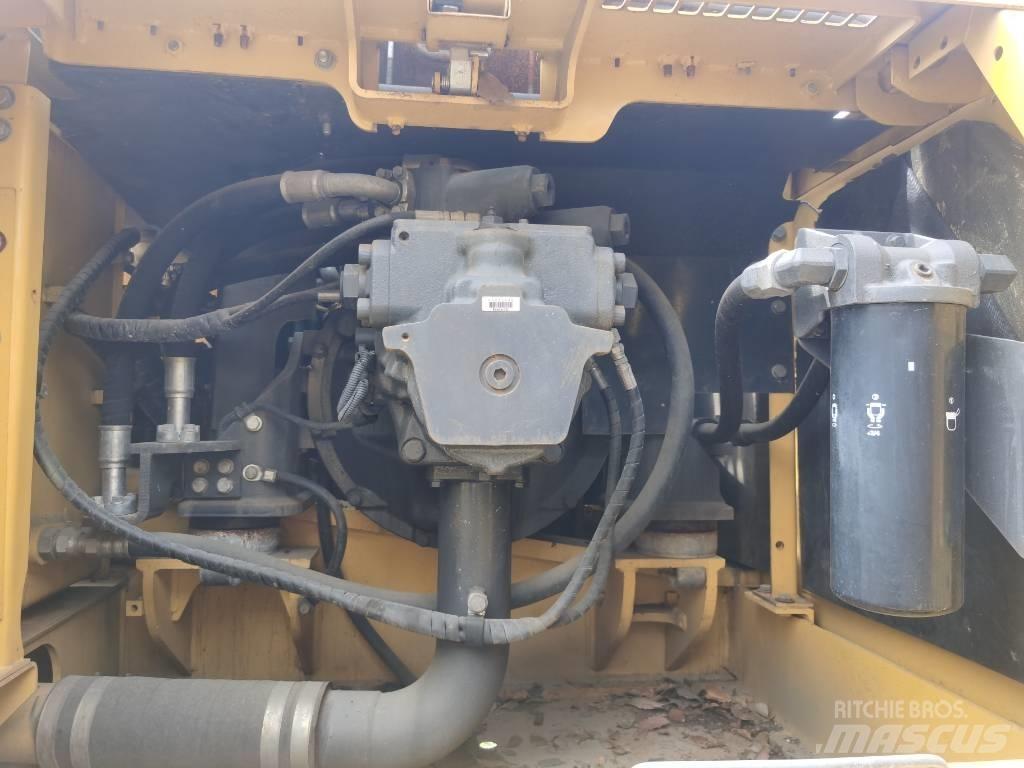 Komatsu PC 350-7 Гусеничні екскаватори