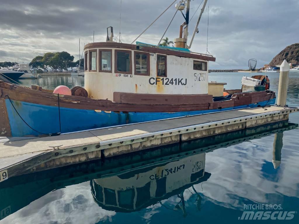  Trawler Boat Човни / баржі
