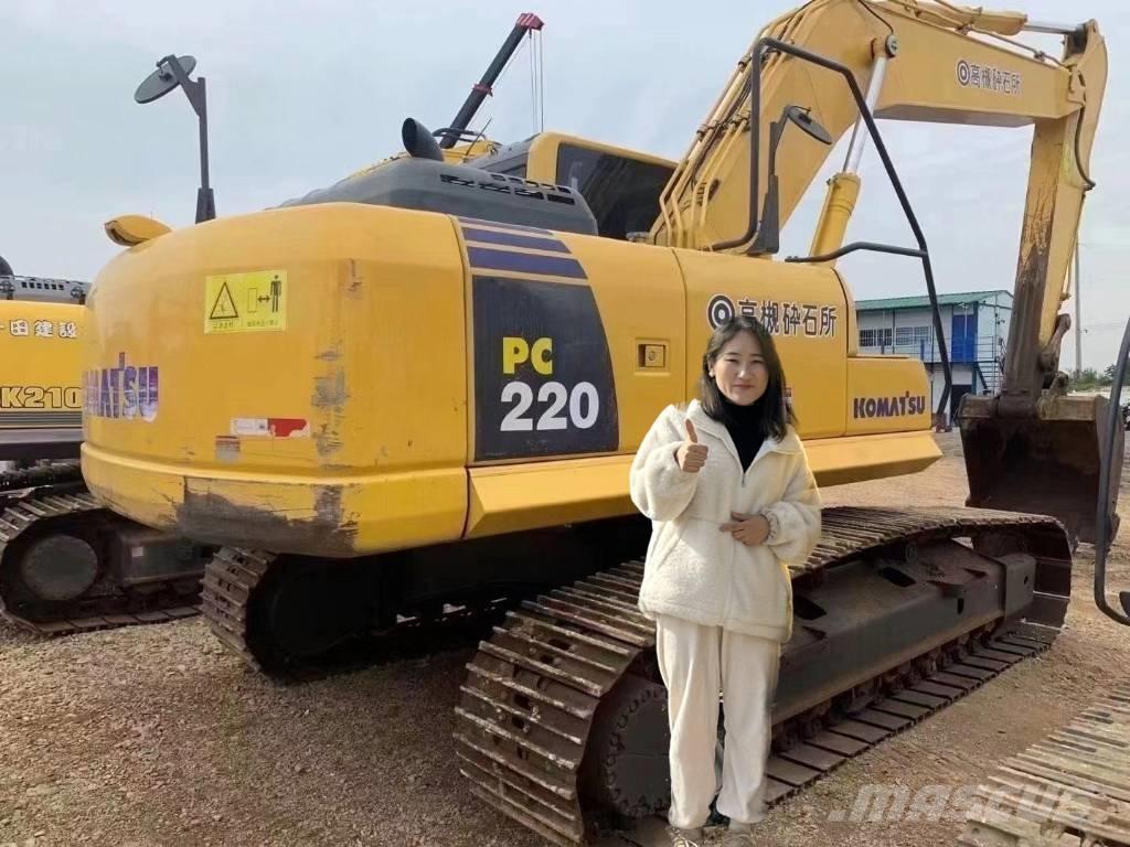Komatsu PC 220-8 Гусеничні екскаватори