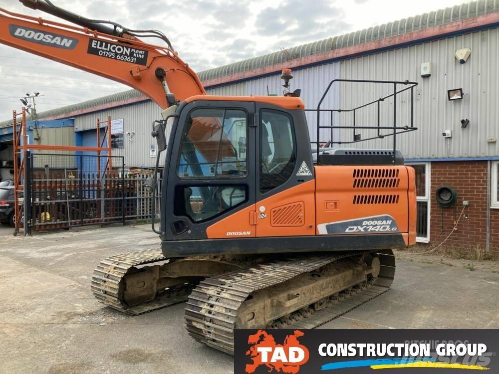 Doosan DX 140 LC Гусеничні екскаватори