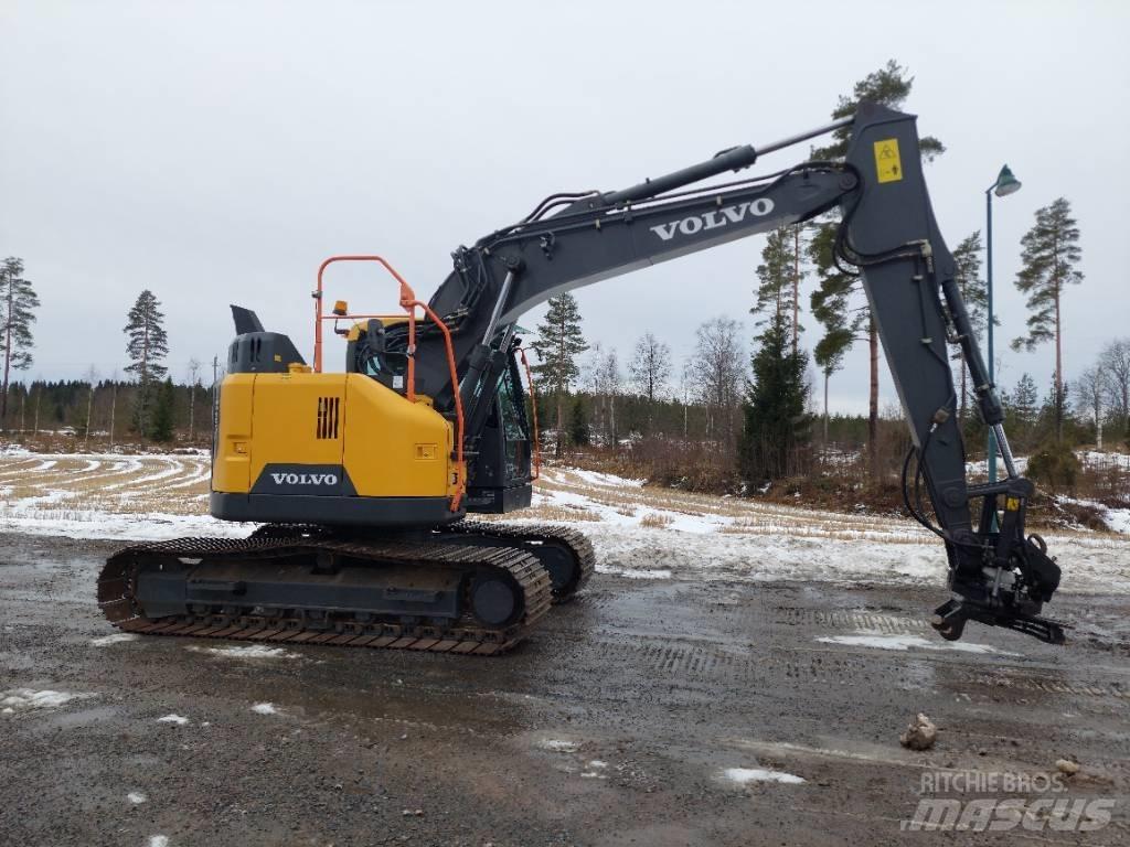 Volvo ECR 145 EL Гусеничні екскаватори