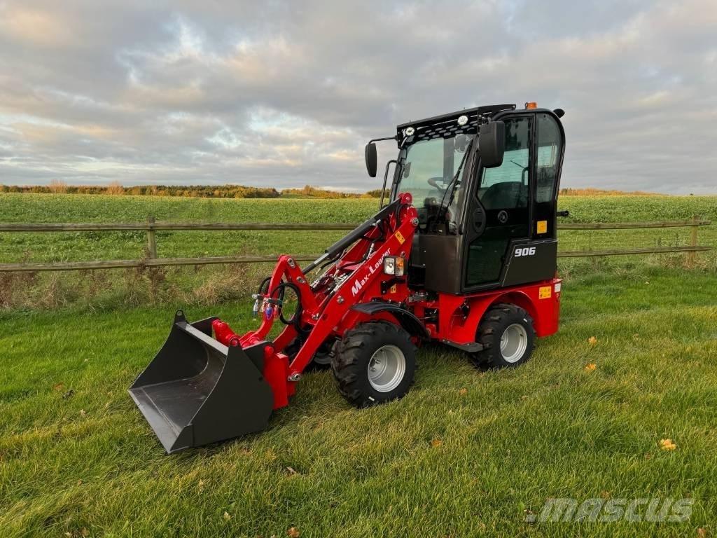  Max Loader 906 Малі навантажувачі