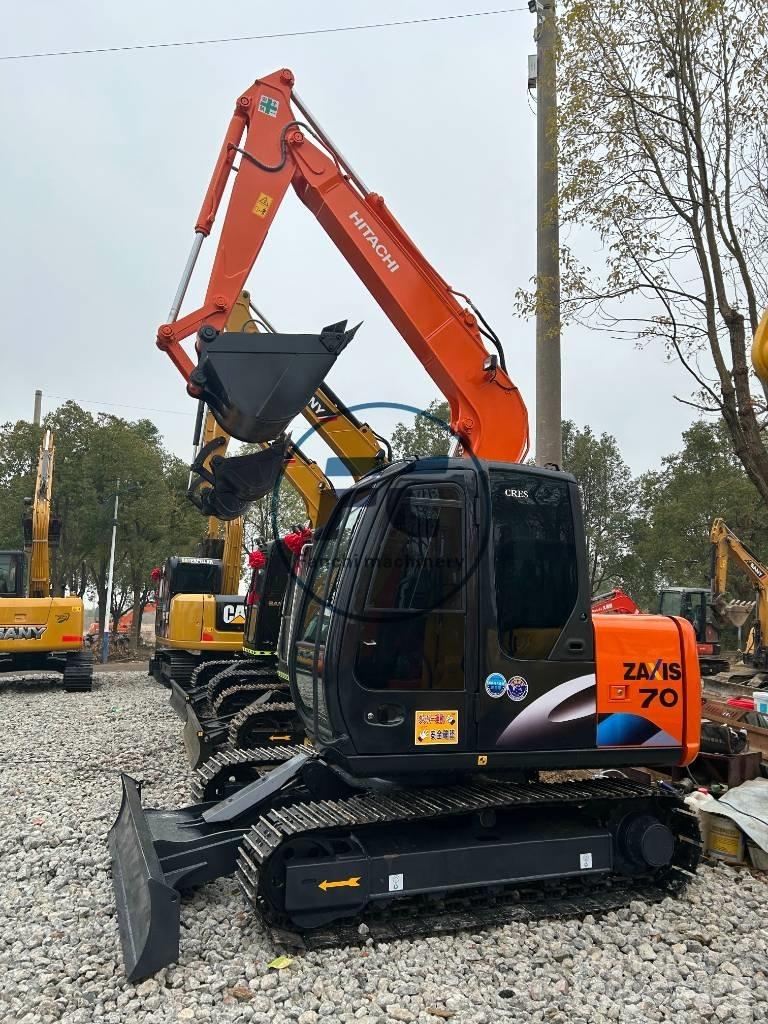 Hitachi ZX 70 Гусеничні екскаватори