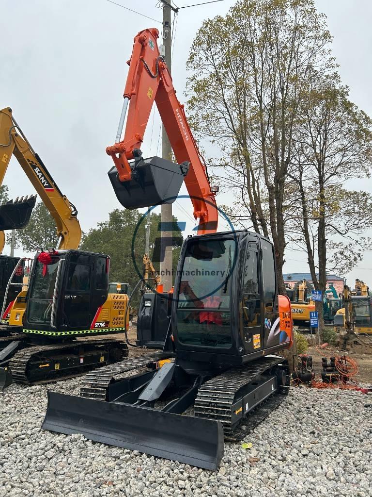 Hitachi ZX 70 Гусеничні екскаватори