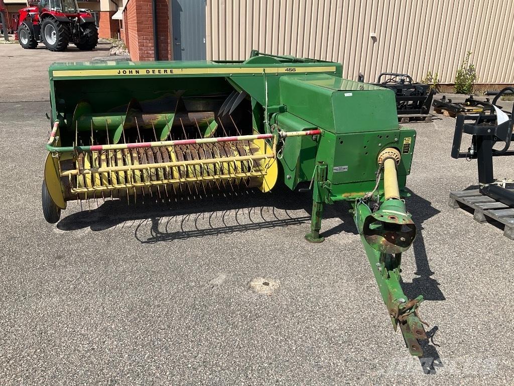 John Deere 440 Тюкові прес-підбирачі
